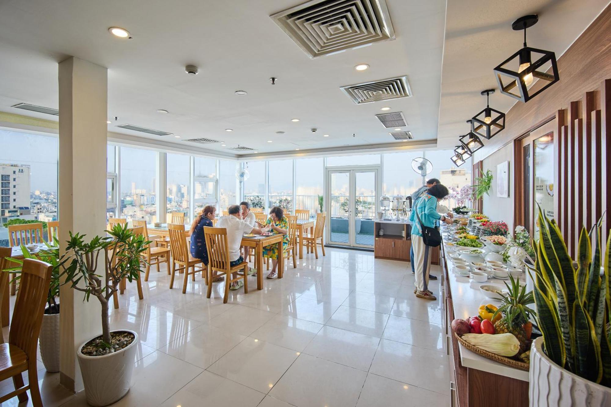 Golden Light Da Nang Hotel Exterior photo