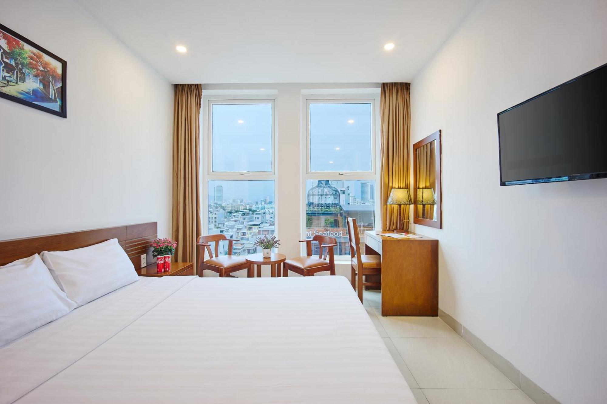Golden Light Da Nang Hotel Exterior photo