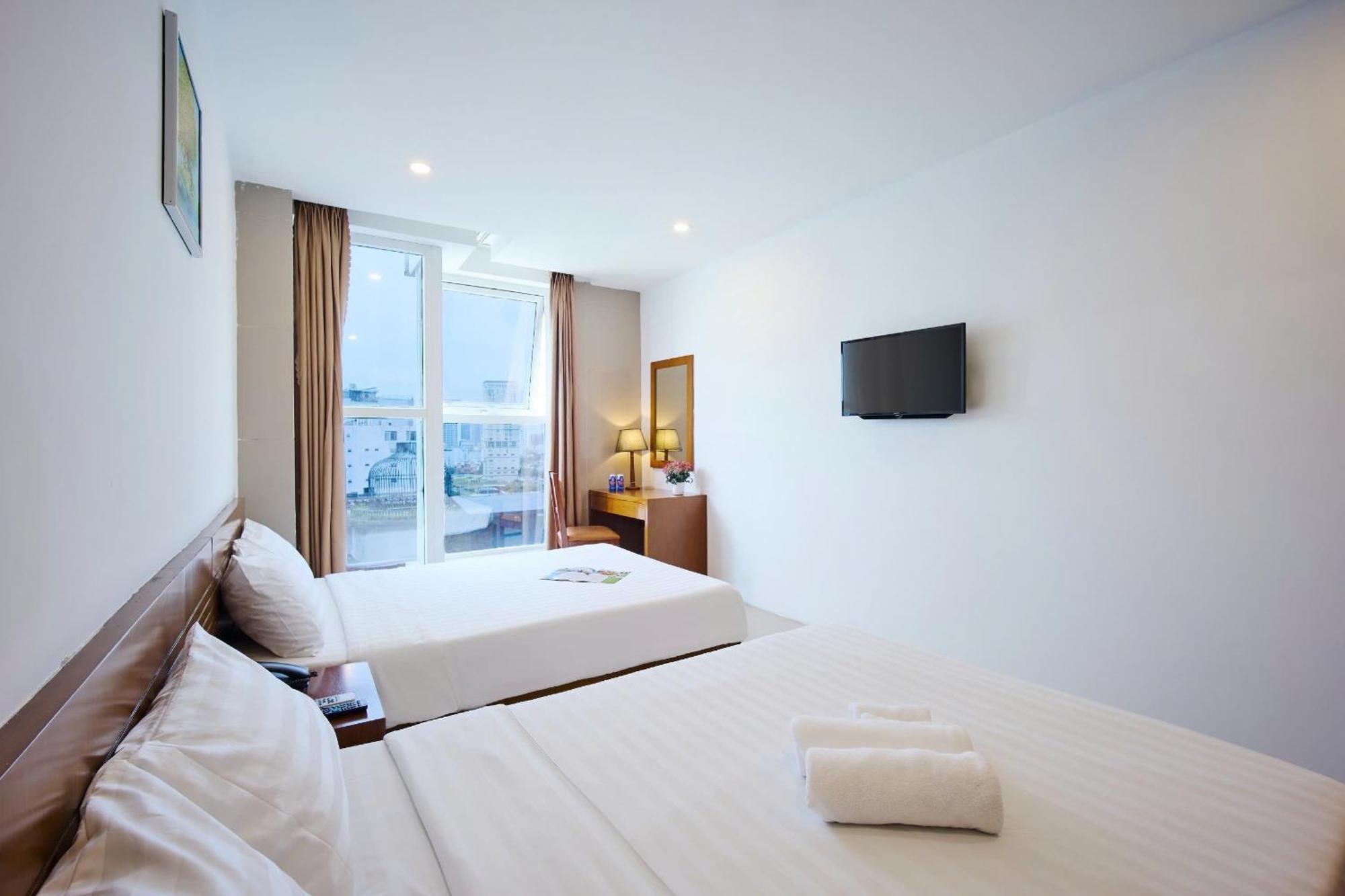 Golden Light Da Nang Hotel Exterior photo