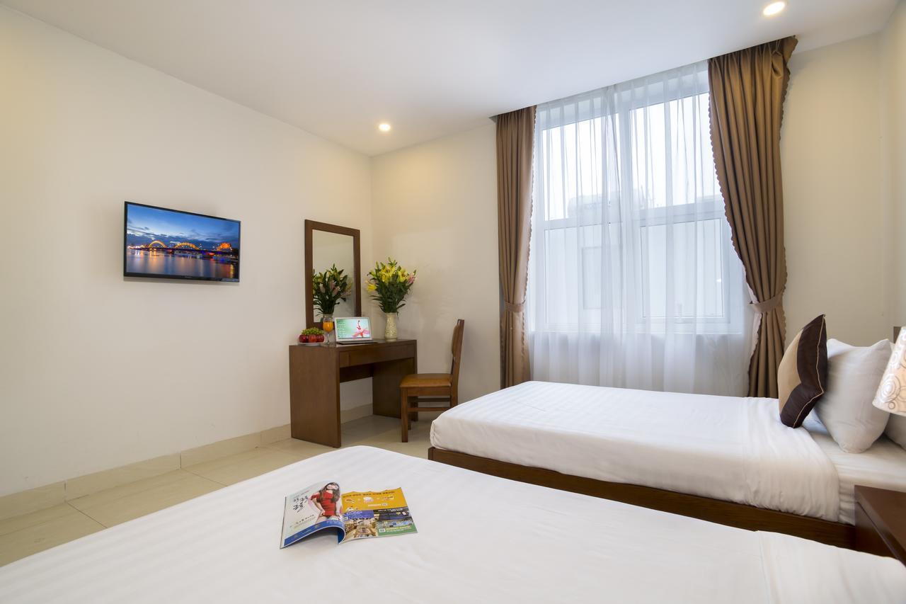 Golden Light Da Nang Hotel Exterior photo