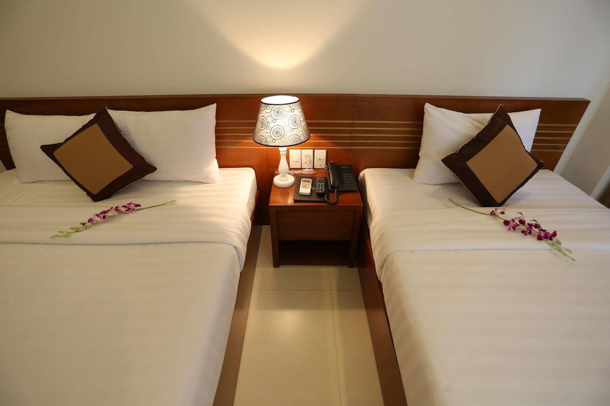 Golden Light Da Nang Hotel Exterior photo